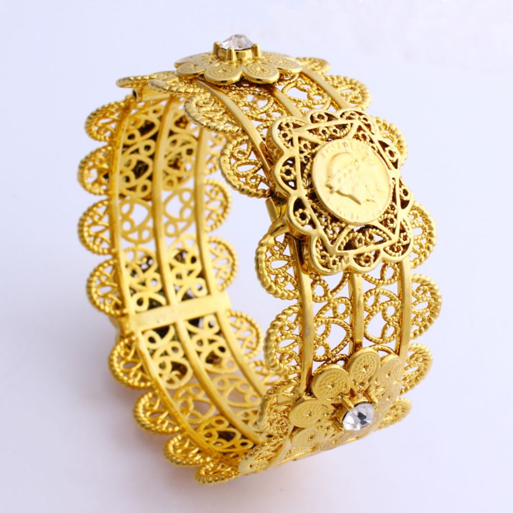Ethnic Fashion In Dubai - Luksusowa damska duża bransoletka 68mm złoty